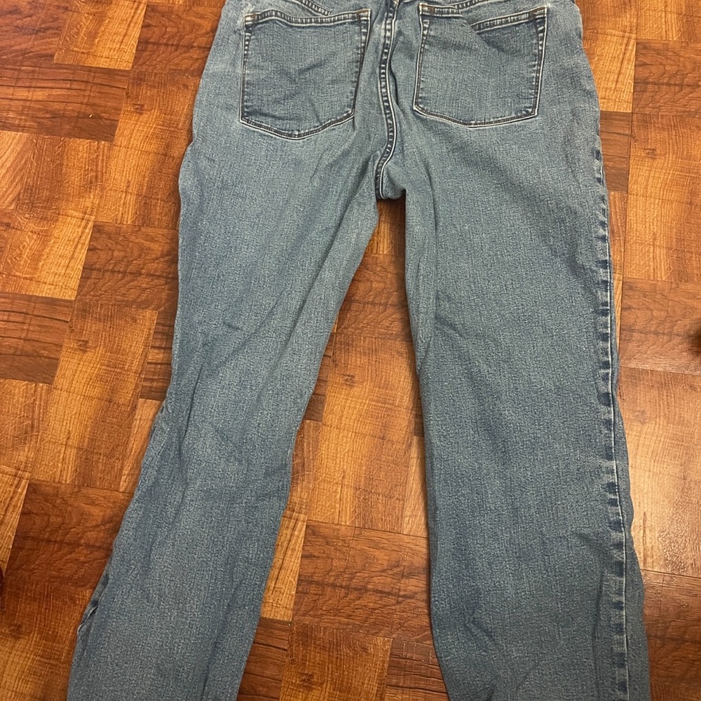 mom jeans